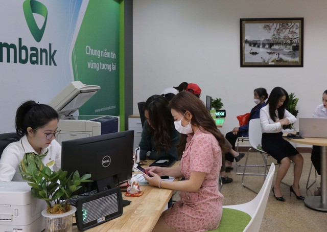 3 quy định mới chính thức từ 1/1/2025, người có tài khoản ngân hàng nhất định phải biết