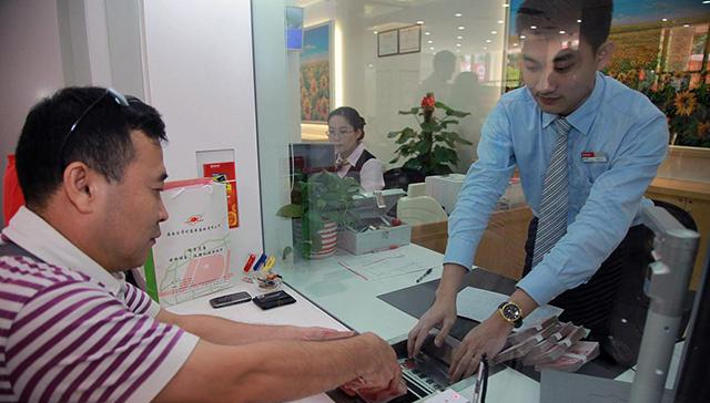 Khách yêu cầu chuyển 170 triệu đồng nhưng ngân hàng chuyển nhầm 1,7 tỷ đồng, tòa án phán quyết: Ngân hàng không phải đền toàn bộ Khách yêu cầu chuyển 170 triệu đồng nhưng ngân hàng chuyển nhầm 1,7 tỷ đồng, tòa án phán quyết: Ngân hàng không phải đền toàn bộ