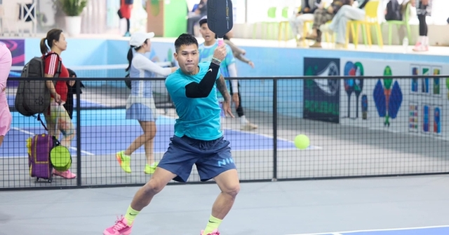Cựu tuyển thủ ĐT Việt Nam chuyển sang chơi pickleball Cựu tuyển thủ ĐT Việt Nam chuyển sang chơi pickleball