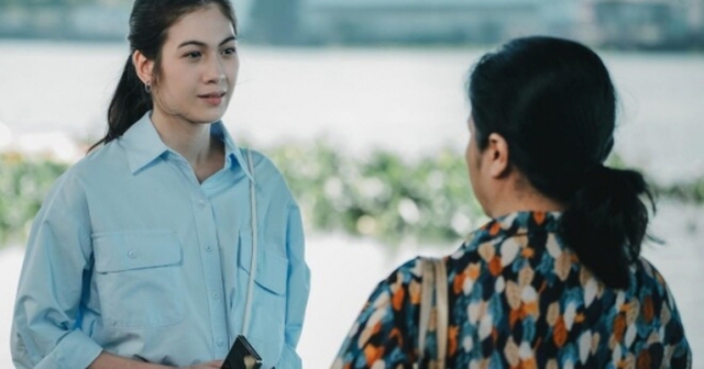 Về quê ăn Tết, mới đến đầu làng, cô hàng xóm đã tiết lộ một bí mật khiến tôi điếng người, càng nghẹn ngào với câu nói của bố Về quê ăn Tết, mới đến đầu làng, cô hàng xóm đã tiết lộ một bí mật khiến tôi điếng người, càng nghẹn ngào với câu nói của bố