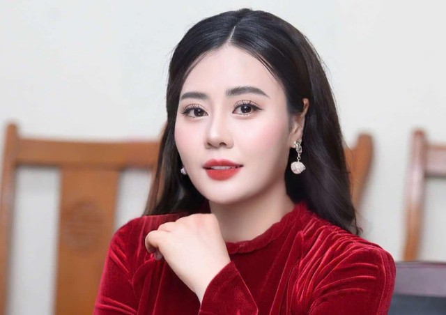 Hoa hậu Phan Kim Oanh “cầm cân, nảy mực” một cuộc thi dịp Tết Ất Tỵ 2025, nhận cát xê ý nghĩa bằng bánh chưng Hoa hậu Phan Kim Oanh “cầm cân, nảy mực” một cuộc thi dịp Tết Ất Tỵ 2025, nhận cát xê ý nghĩa bằng bánh chưng