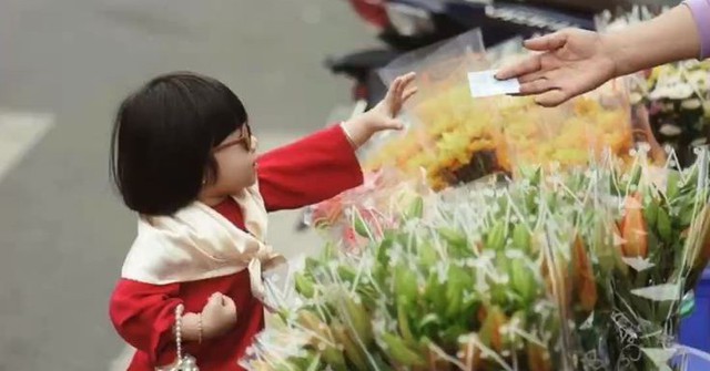 Con mà làm được 3 điều này trong ngày Tết, ba mẹ sẽ lập tức được khen "phụ huynh mẫu mực, dạy con quá khéo" Con mà làm được 3 điều này trong ngày Tết, ba mẹ sẽ lập tức được khen "phụ huynh mẫu mực, dạy con quá khéo"