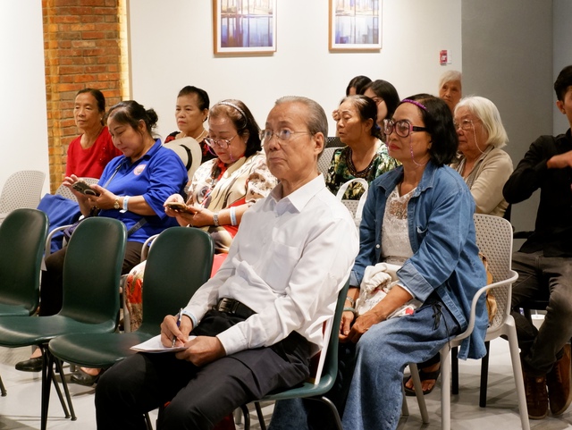 300 người cao tuổi, hàng trăm bạn trẻ và chuyên gia quy tụ về TP.HCM, tham dự ngày hội dành cho “Gen Bạc"