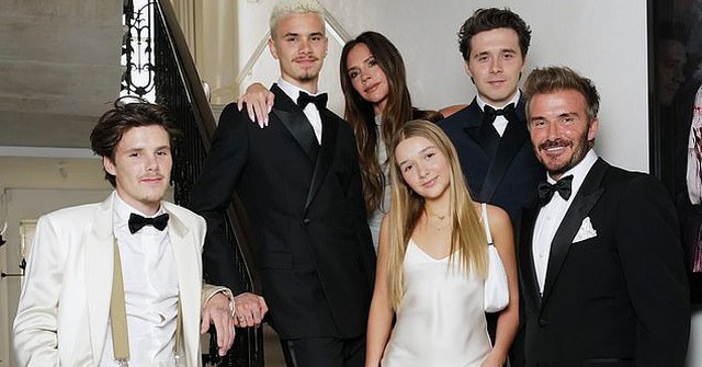 Con trai Beckham bị mời ra khỏi quán ăn vì... thẻ không đủ tiền