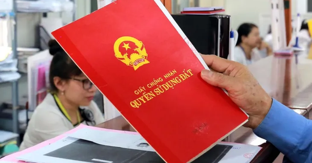 Ngân hàng ngỡ ngàng vì đã có 5 hộ dân lạ xây nhà, sinh sống trên mảnh đất thế chấp