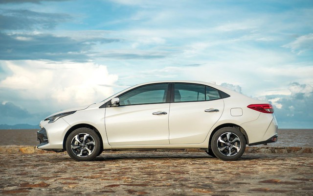 Sở hữu sedan bán chạy Toyota Vios với ưu đãi 100% thuế trước bạ