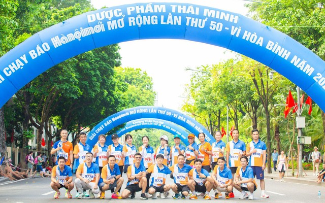 Khương Thảo Đan đồng hành cùng giải chạy Báo Hà Nội Mới mở rộng lần thứ 50