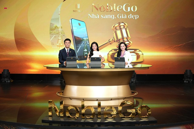 Nhà phố Noble Palace Tay Thang Long "chốt đơn" rẻ hơn thị trường gần 5 tỷ đồng trên livestream tối 17/10- Ảnh 1. Nhà phố Noble Palace Tay Thang Long "chốt đơn" rẻ hơn thị trường gần 5 tỷ đồng trên livestream tối 17/10- Ảnh 1.