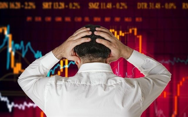 Buồn của chứng khoán Việt Nam: VN-Index giảm kỷ lục, VN30 lần đầu mất hơn trăm điểm trong một phiên Buồn của chứng khoán Việt Nam: VN-Index giảm kỷ lục, VN30 lần đầu mất hơn trăm điểm trong một phiên
