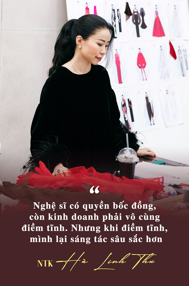 Người đàn bà nhung lụa nhận Paris là "tình cũ", trở lại sau 12 năm để đưa thời trang Việt ra trước thế giới- Ảnh 7. Người đàn bà nhung lụa nhận Paris là "tình cũ", trở lại sau 12 năm để đưa thời trang Việt ra trước thế giới- Ảnh 7.