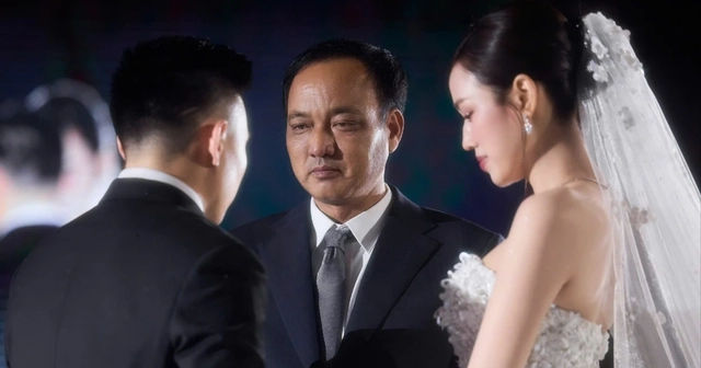 Doanh nhân Viết Vương thề nguyện nắm tay Đỗ Thị Hà đến hết cuộc đời