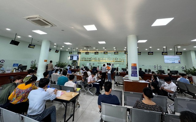 Chuyển chi nhánh Văn phòng Đăng ký đất đai về cấp xã phải đúng Luật đất đai Chuyển chi nhánh Văn phòng Đăng ký đất đai về cấp xã phải đúng Luật đất đai