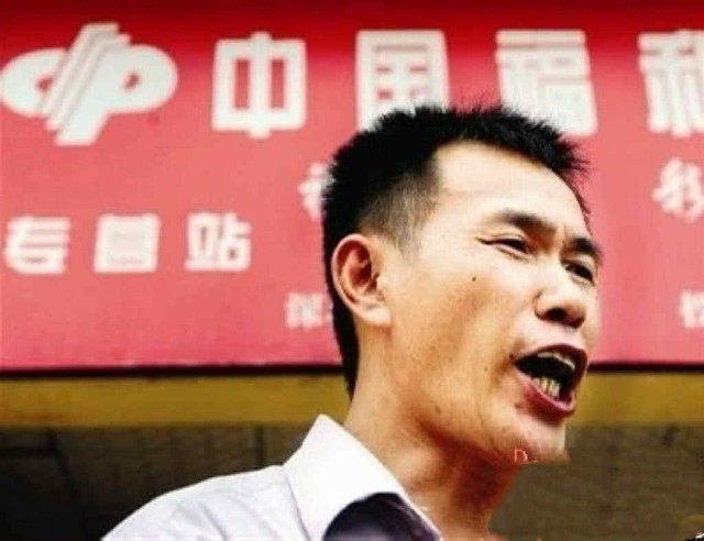 Người đàn ông trúng xổ số hơn 188 triệu đồng, lúc đến đổi thưởng lại bị đại lý từ chối vì lý do “lỗi kỹ thuật”, tòa án tuyên bố: “Vẫn được bồi thường hơn 24 triệu”