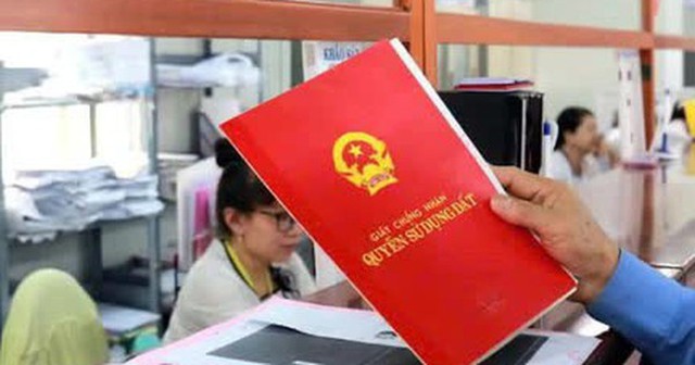 Hà Nội yêu cầu dừng nộp hồ sơ giấy liên quan đến thủ tục sổ đỏ