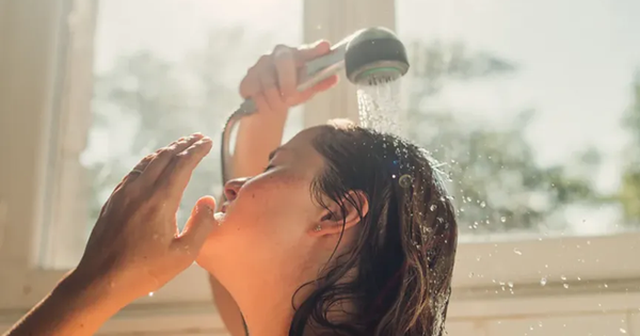 Tắm sáng hay tắm tối tốt hơn?