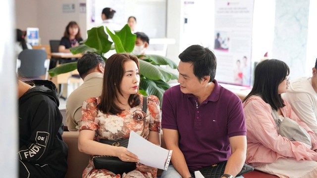 Nam diễn viên từng được Việt Hương yêu thầm, tình duyên lận đận, 2 lần cưới hụt, 50 tuổi chuẩn bị làm bố