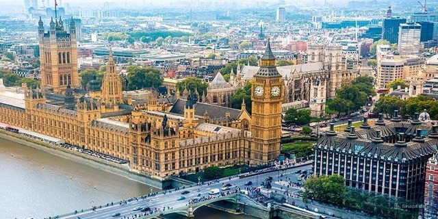 Nền kinh tế lớn thứ 6 thế giới vừa chứng kiến sự thiệt hại kinh tế nghiêm trọng nhất lịch sử- Ảnh 1. Nền kinh tế lớn thứ 6 thế giới vừa chứng kiến sự thiệt hại kinh tế nghiêm trọng nhất lịch sử- Ảnh 1.