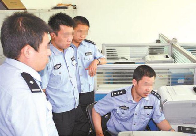 Điều tra cặp vợ chồng làm việc cho 300 công ty trong 2 năm, nhận lương hơn 2,2 tỷ đồng/tháng, cảnh sát phanh phui đường dây lừa đảo hơn 184 tỷ đồng phía sau