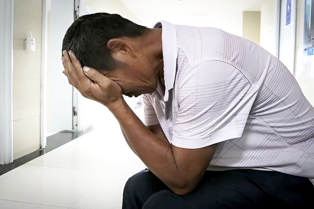 Mua nợ xổ số gần 200 triệu đồng, người đàn ông nhất định không trả liền bị khởi kiện, tòa tuyên bố: "Đại lý làm vậy là sai"