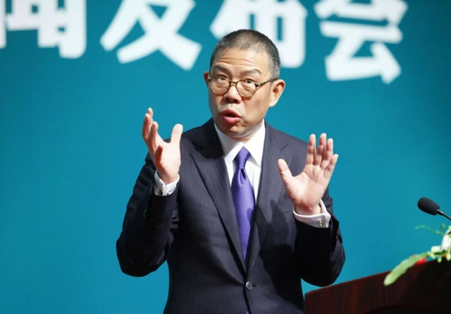 Mỗi ngày thêm 1 tỷ phú, nền kinh tế lớn thứ 2 thế giới có thực sự ảm đạm?