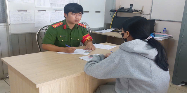 Nữ sinh 2007 ở Hà Nội chuyển …