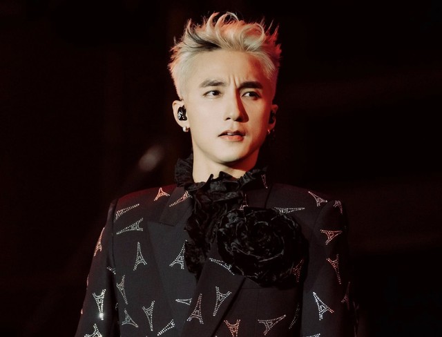 Khoảnh khắc Sơn Tùng M-TP bị phạt thời "nhất quỷ nhì ma" khiến netizen “dậy sóng”