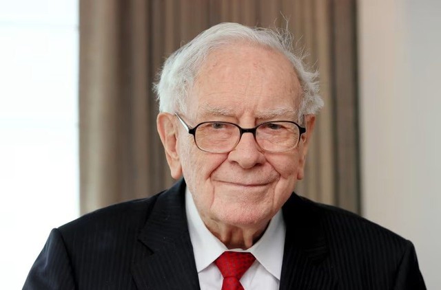 Bức thư chia tay cuối cùng của Warren Buffett:’Tôi sẽ yên lặng hơn’