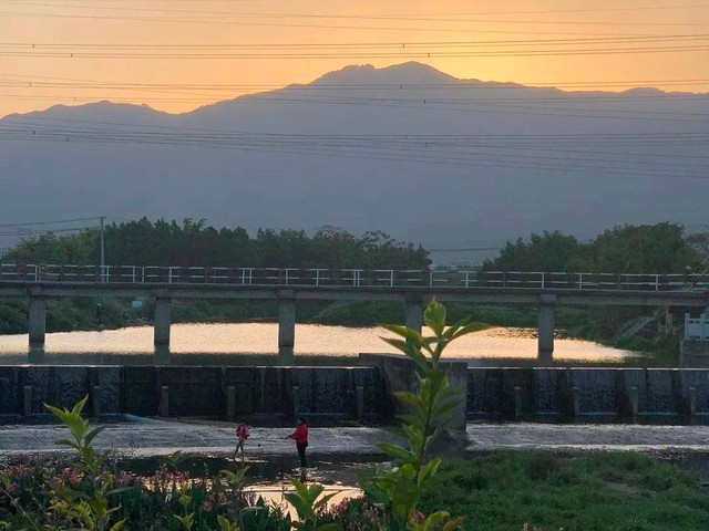 Cặp vợ chồng xây biệt thự cho cả đại gia đình 9 người sinh sống, sau 18 tháng phải bật thốt: “Mọi người đổi ý hết rồi”