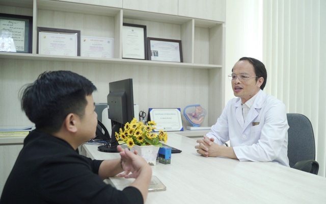 Người đàn ông bị “đóng băng cơ thể” dậy thì thành công ở tuổi 32 sau khi điều trị tại Vinmec