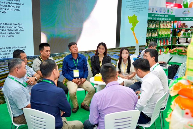 VCCI hỗ trợ doanh nghiệp và HTX trong chuỗi giá trị tôm và lúa gạo tăng cường liên kết, tiếp cận thị trường quốc tế