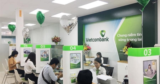 "Ông lớn" Vietcombank tăng lãi suất của hàng loạt dòng thẻ
