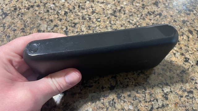 Thu hồi 2 mẫu pin sạc dự phòng tại Việt Nam do nguy cơ cháy nổ