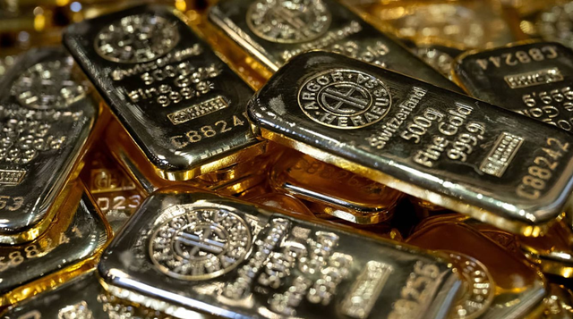 Giá tăng nóng, giới nhà giàu không bán mà đổ xô mang vàng thỏi đi cho thuê, tính lãi lên đến 5%, đi ngược quan niệm truyền thống