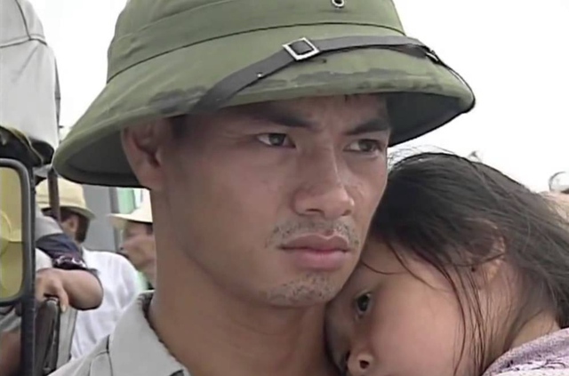 Sau 25 năm, nhiều người vẫn "ám ảnh" với loạt bài học trong Sóng Ở Đáy Sông