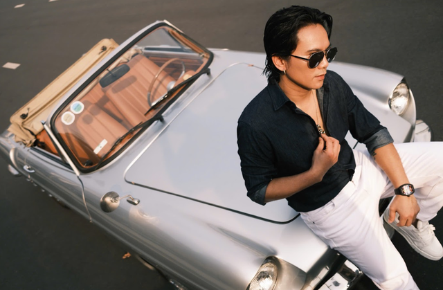 Nam nghệ sĩ U50 đứng sau hàng loạt hit đình đám: "Ông bố 5 con" khắt khe kỹ tính, 2 con gái cũng phải ký hợp đồng làm việc với công ty