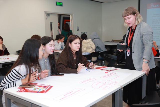 Những người nuôi dưỡng Trái tim Sư tử bản lĩnh- Ảnh 4. Những người nuôi dưỡng Trái tim Sư tử bản lĩnh- Ảnh 4.