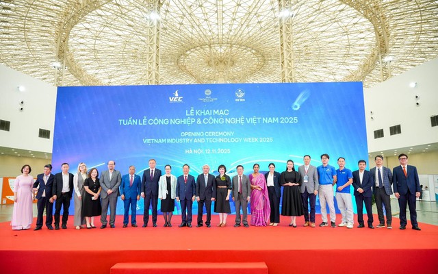 Dấu ấn Austdoor tại hội chợ quốc tế hàng công nghiệp Việt Nam (VIIF 2025)