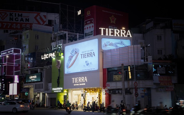 Tierra Diamond - từ căn gác nhỏ đến mặt bằng đắc địa Ngã Sáu Phù Đổng