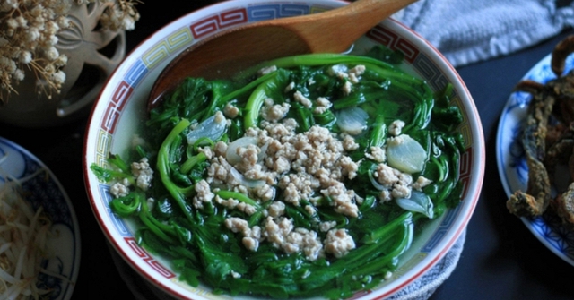 Loại rau có vị ngọt nhưng hạ đường huyết cực tốt, còn ngừa thiếu máu, làm mát gan: Ngày xưa phải giàu lắm mới được ăn