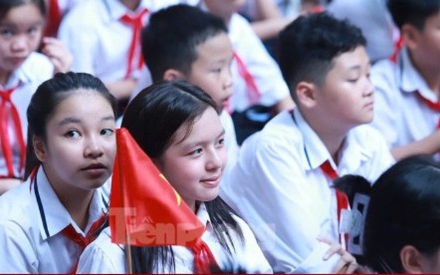 Học phí trường công lập chất lượng cao ở Hà Nội, cao nhất 6,1 triệu/tháng