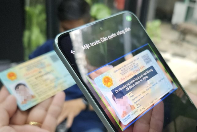 2 hình ảnh tuyệt đối không lưu giữ trên điện thoại, không gửi online, lỡ là dễ mất sạch tiền trong tài khoản