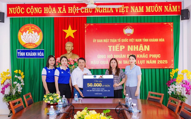 Nutricare mang đến hơn 50,000 ly sữa cho trẻ em vùng lũ Khánh Hòa và Đắk Lắk