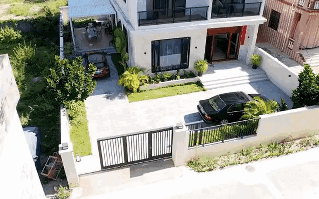 Cặp đôi U40 rủ nhau cầm 6 tỷ về quê xây nhà để nghỉ hưu: “Ban đầu ai cũng chê, đến khi xong xuôi mới hối hận”