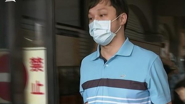 Công ty chuyển khoản hơn 18 triệu đồng cho cựu nhân viên, ghi rõ là tiền lương nhưng sau đó yêu cầu trả lại, người nhận không trả liền bị khởi kiện