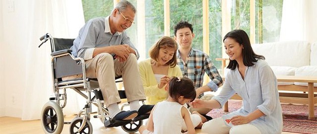 Bài học xương máu tuổi già: Cho con cái tiền bạc không phải điều tốt nhất, muốn con hiếu thảo nên làm 3 việc sau