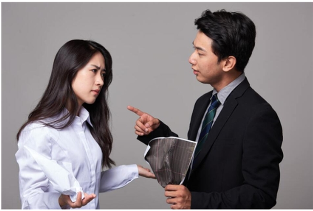 Cô gái làm rơi trang sức gần 700 triệu đồng, đồng nghiệp nhặt được đòi 180 triệu đồng "cảm ơn" như đã hứa: Tòa phán "anh không được 1 đồng nào"