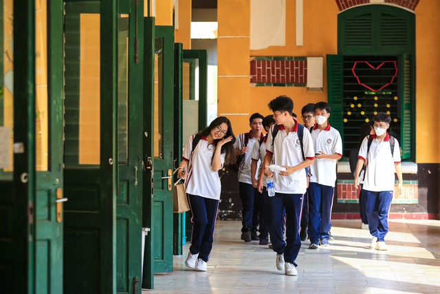 Từng là bệnh viện, ngôi trường này giờ siêu hot tại TP.HCM: Kiến trúc đẹp miễn chê, giơ máy lên là có ảnh đẹp