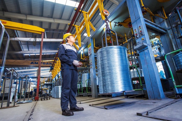 Tin vui cho tỷ phú Trần Đình Long: Thép dây mạ kẽm Hòa Phát hưởng mức thuế 5,7% vào Canada, trong khi "đối thủ" khác chịu mức cao tới 158,9%