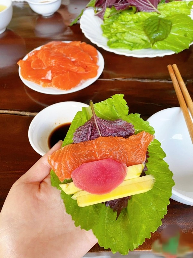 Việt Nam có 1 nơi được Giải thưởng Du lịch Thế giới gọi tên tới 3 lần: Đang mùa hoa mận phủ trắng đồi, “viên ngọc quý” giữa lòng Tây Bắc - Ảnh 6. Việt Nam có 1 nơi được Giải thưởng Du lịch Thế giới gọi tên tới 3 lần: Đang mùa hoa mận phủ trắng đồi, “viên ngọc quý” giữa lòng Tây Bắc - Ảnh 6.