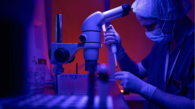 Chấn động: Người hiến tinh trùng mang gene gây ung thư làm cha của gần 200 đứa trẻ, có em mắc đến 2 loại ung thư hoặc tử vong